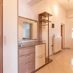 度假居 Awesome In *