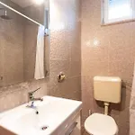 Дом отдыха 5 Bedroom Gorgeous In Podlug
