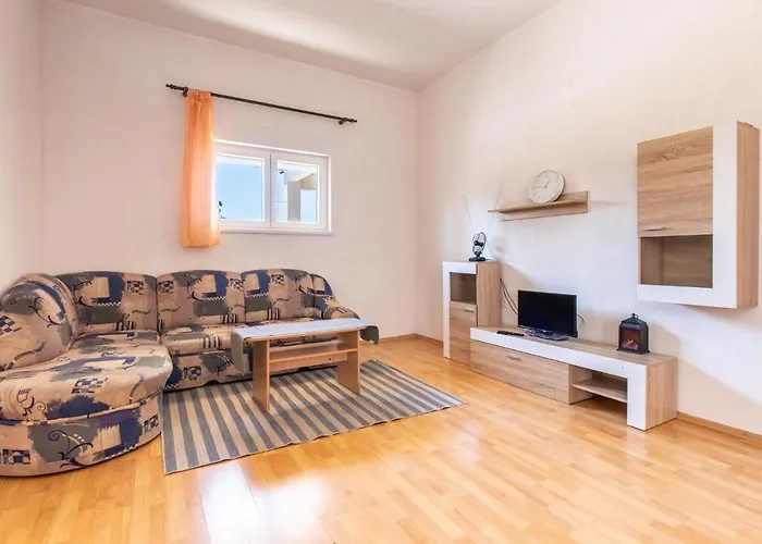 5 Bedroom Gorgeous In 펜션 *