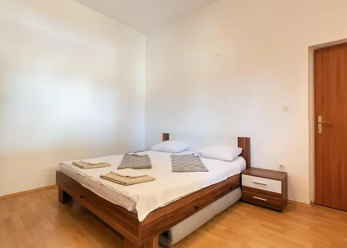 5 Bedroom Gorgeous In Podlug